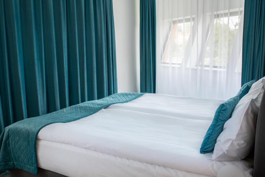 Hotel Termalny Унеюв Экстерьер фото